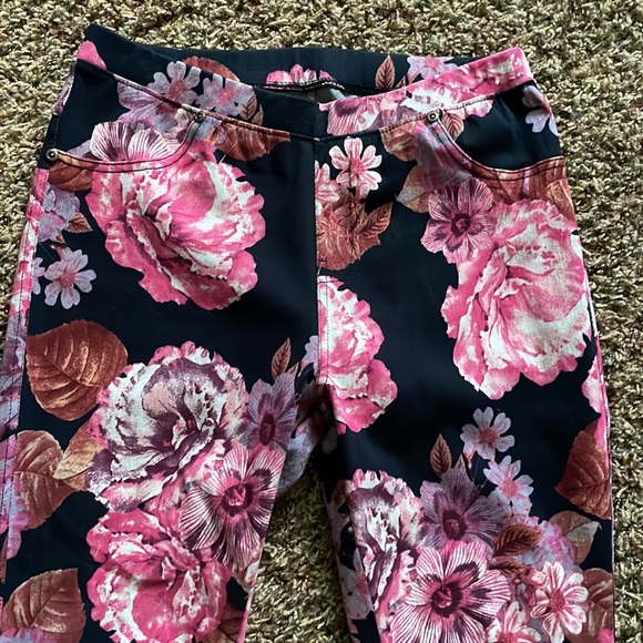 Lildy Printed Jeggings Size S-M - Picture 2 of 4